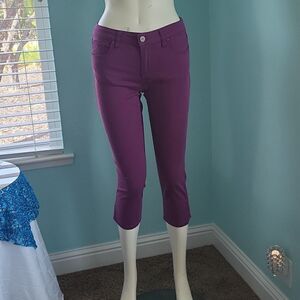 Kut From The Kloth Cassandra Split Hem Capri Skinny Jean
